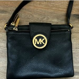 Micheal Kors Crossbody